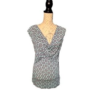 Michael Kors Light Blue Sleeveless Blouse Size Medium